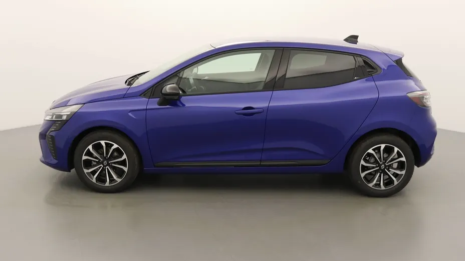 RENAULT Clio -