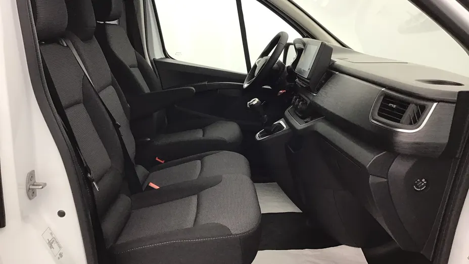 RENAULT Trafic -