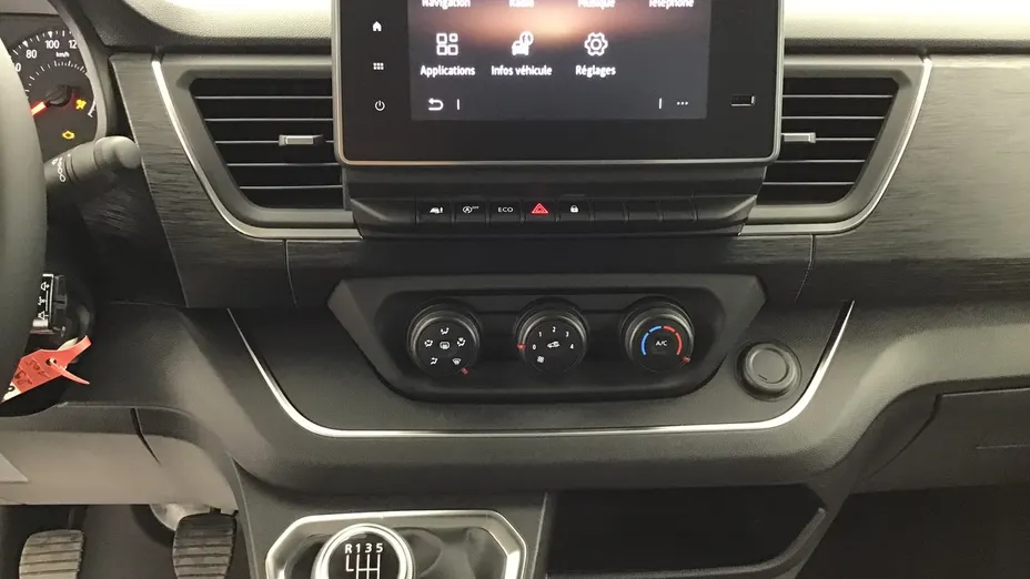 RENAULT Trafic -