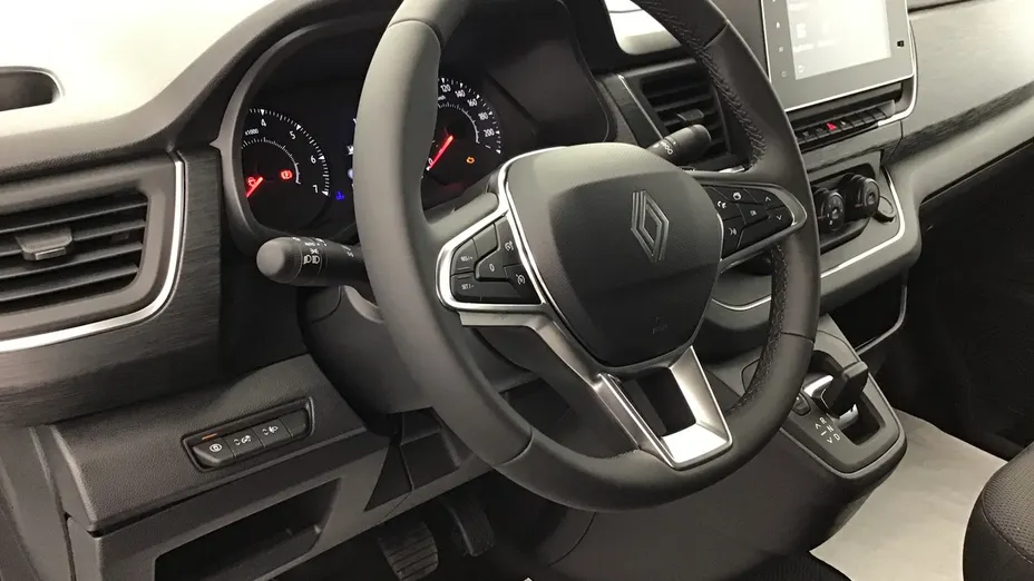 RENAULT Trafic -