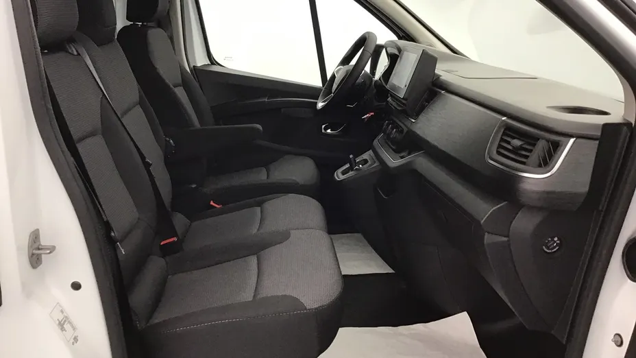 RENAULT Trafic -