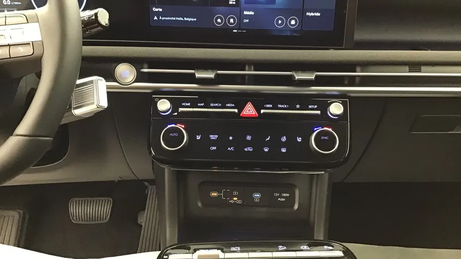 HYUNDAI Tucson -