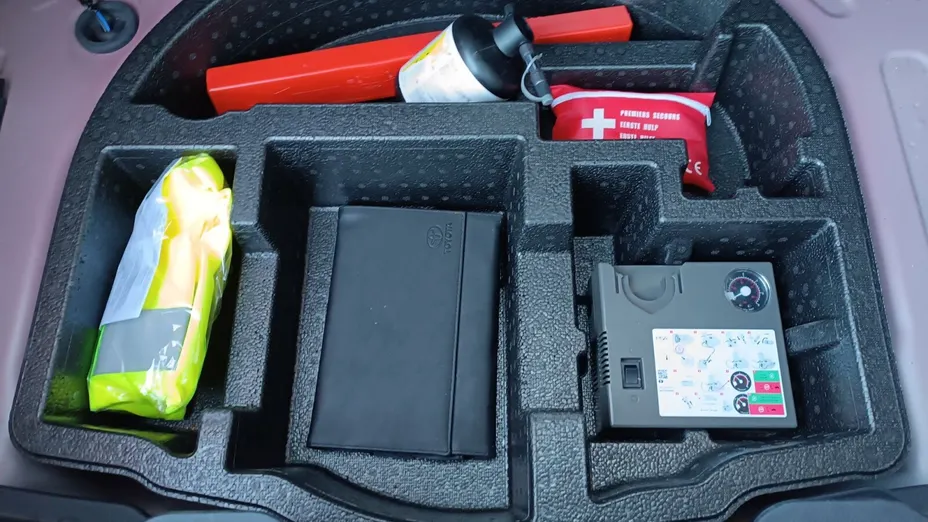 TOYOTA Yaris Yaris Hybrid 1.5 Comfort