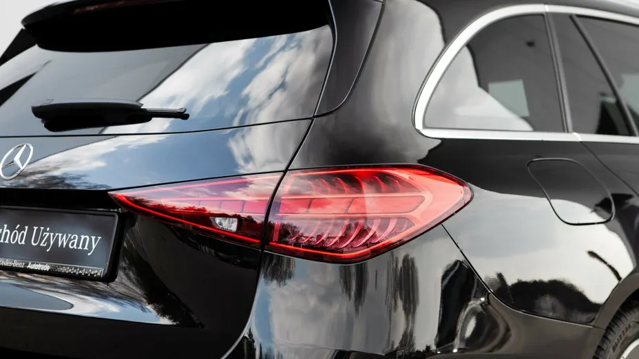 MERCEDES-BENZ C Klasa C 200 mHEV AMG