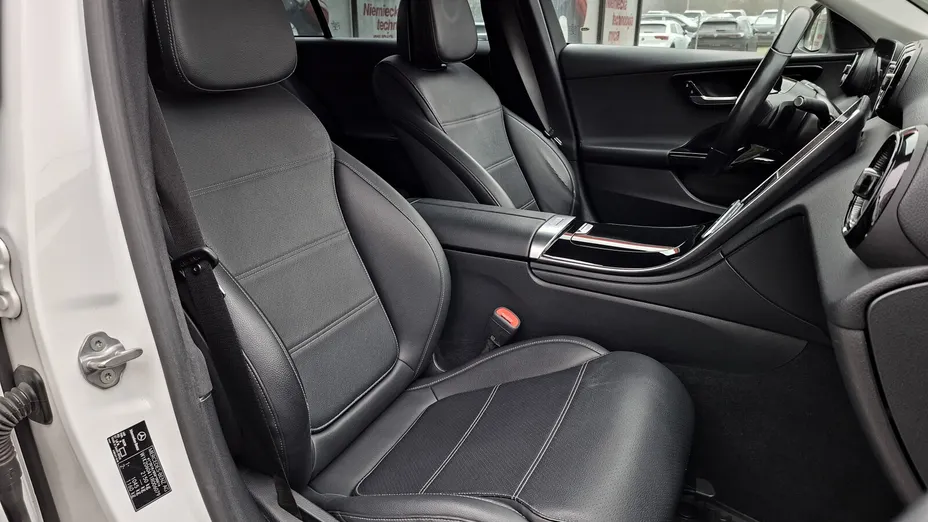 MERCEDES-BENZ C Klasa C 180 mHEV