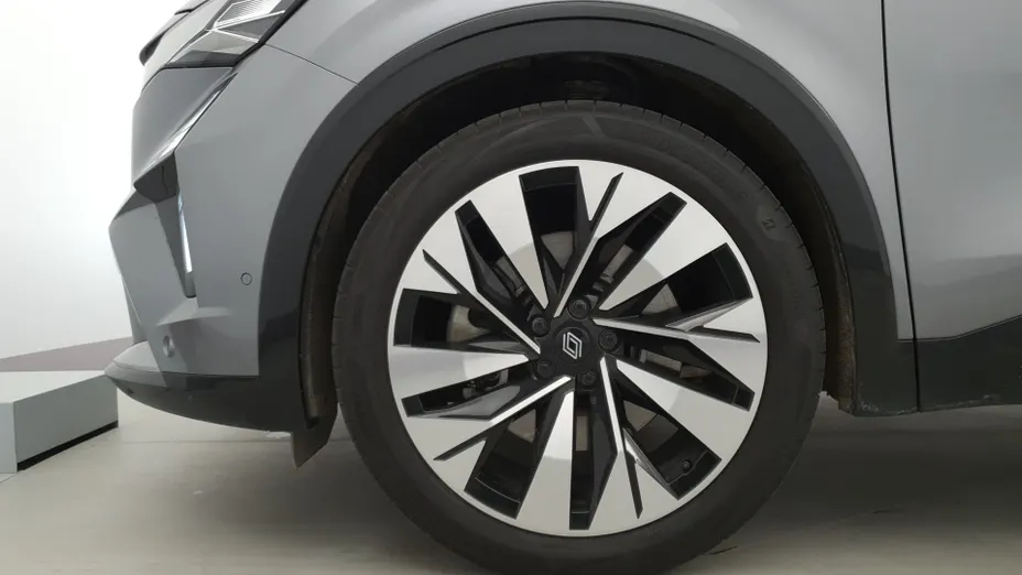 RENAULT Rafale Rafale 1.2 E-Tech Full Hybrid 200 Techno MMT