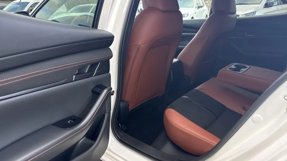 MAZDA 3 3 2.0 mHEV Nagisa aut