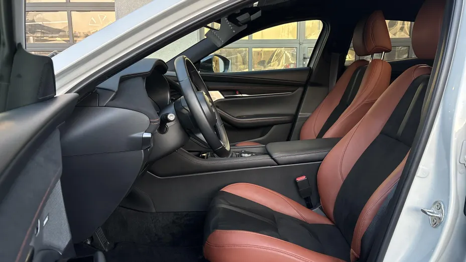 MAZDA 3 3 2.0 mHEV Nagisa aut