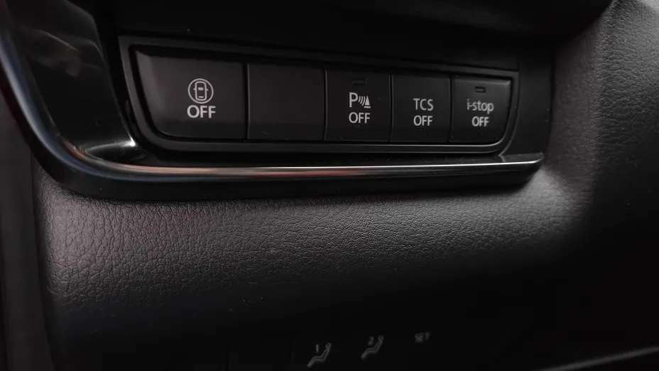 MAZDA CX-30 CX-30 2.0 mHEV Hikari 2WD aut