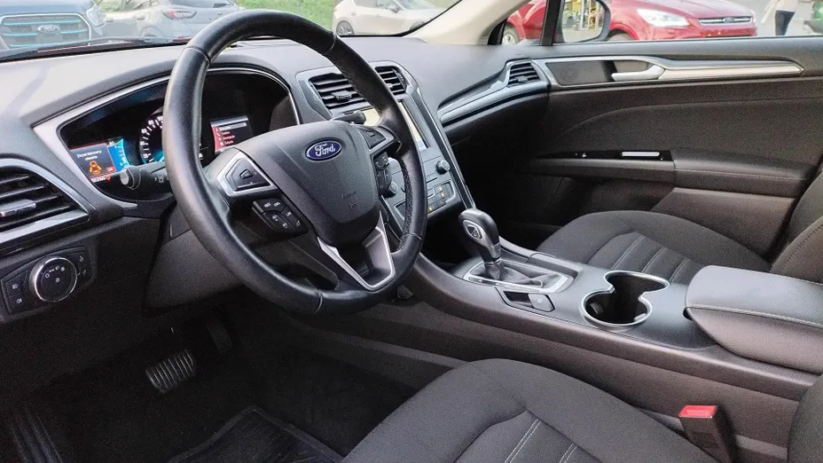 FORD Mondeo Mondeo 2.0 Hybrid Trend