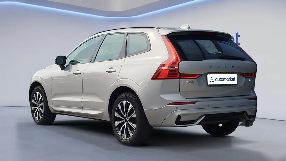 VOLVO XC60 XC60 B4 B Plus Dark aut