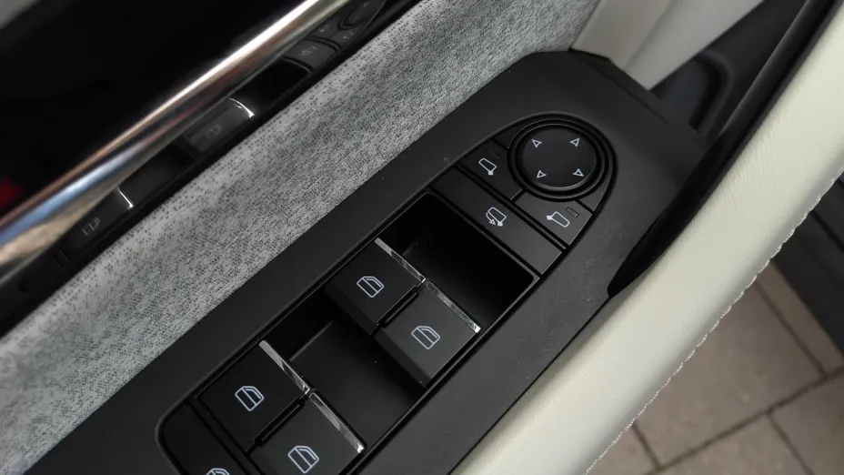 MAZDA CX-60 CX-60 2.5 PHEV Takumi AWD aut