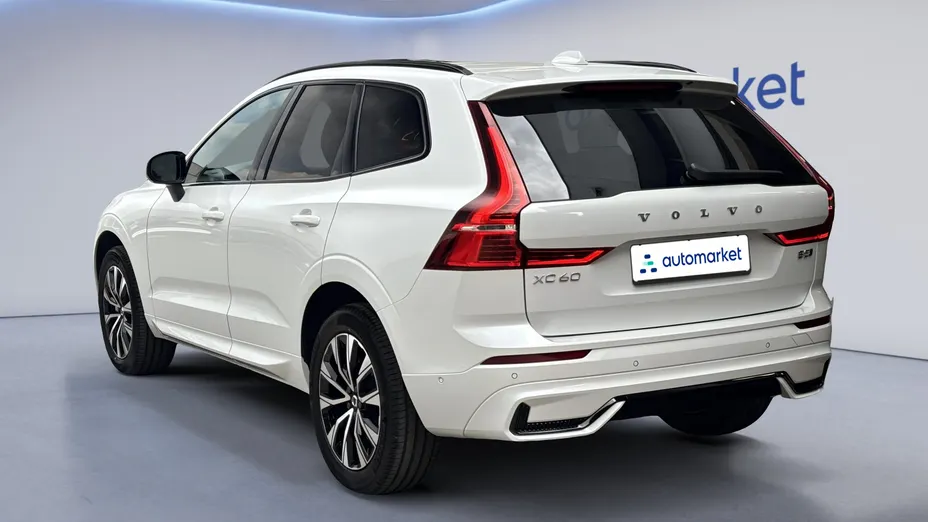 VOLVO XC60 XC60 B5 B AWD Plus Dark aut