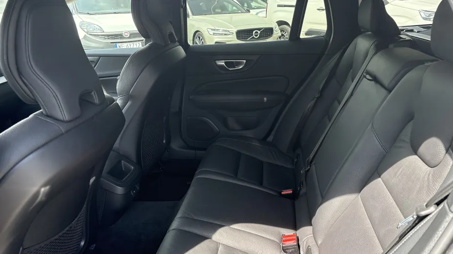 VOLVO V60 V60 B3 B Plus Bright aut