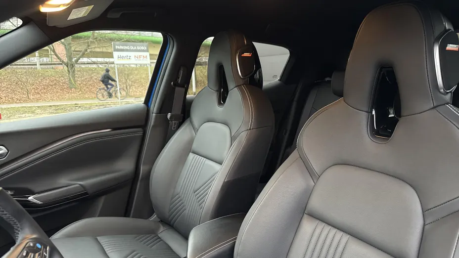 NISSAN Juke Juke 1.6 Hybrid Tekna AMT