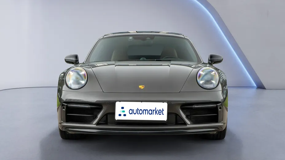 PORSCHE 911 911 Carrera GTS