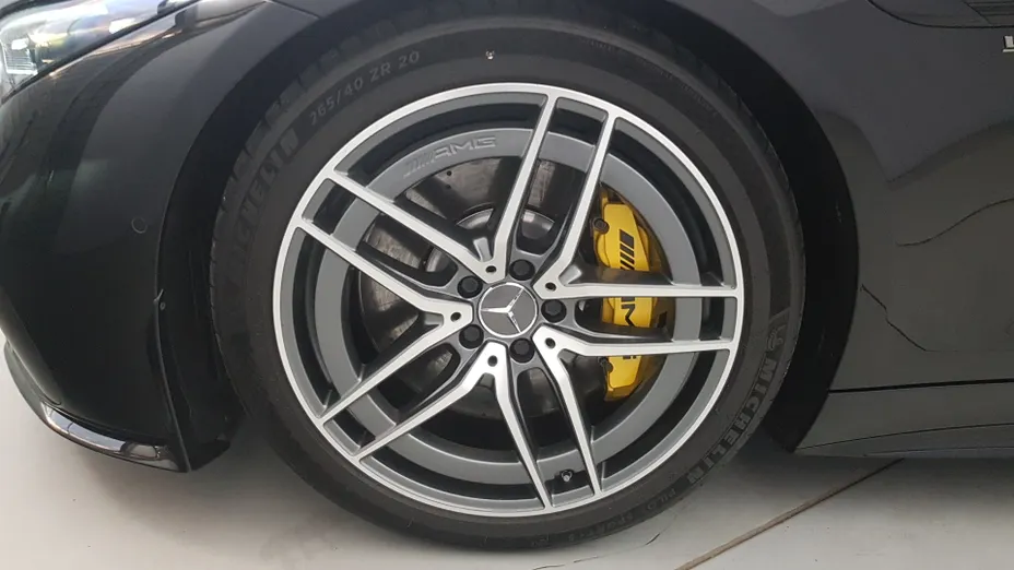 MERCEDES-BENZ SL AMG SL 63 4-Matic+