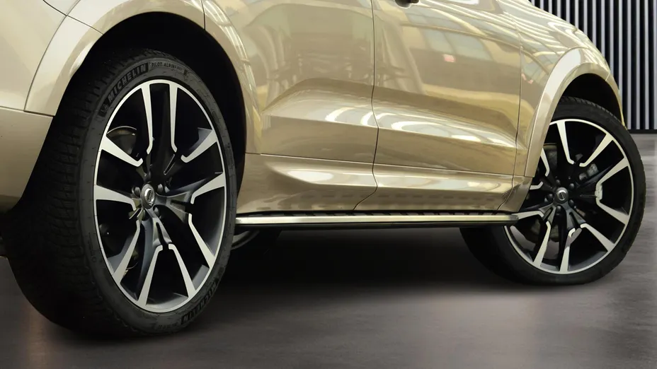 VOLVO XC60 XC60 T8 Plug-In Hybrid AWD Polestar Engineered aut