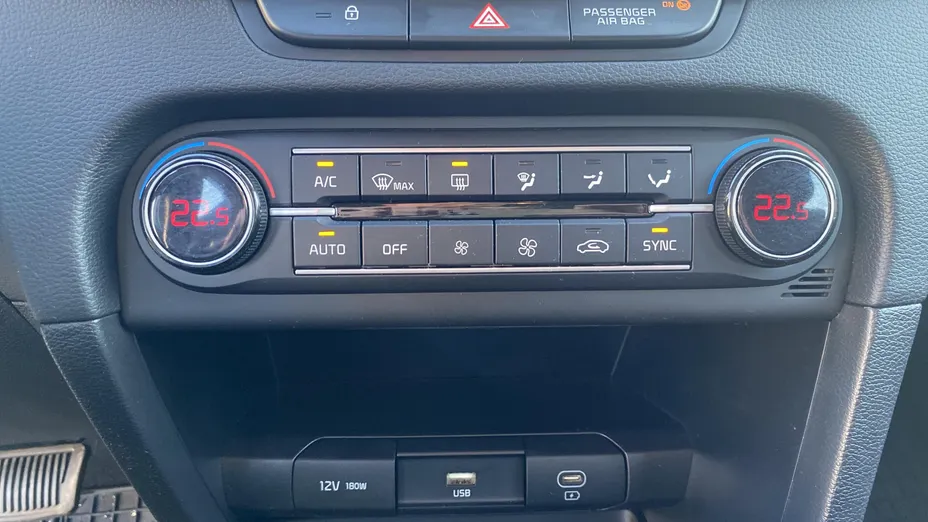 KIA Cee'd Ceed 1.5 T-GDI M DCT