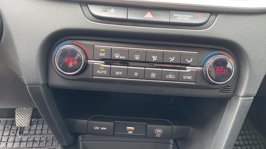 KIA Cee'd Ceed 1.5 T-GDI M