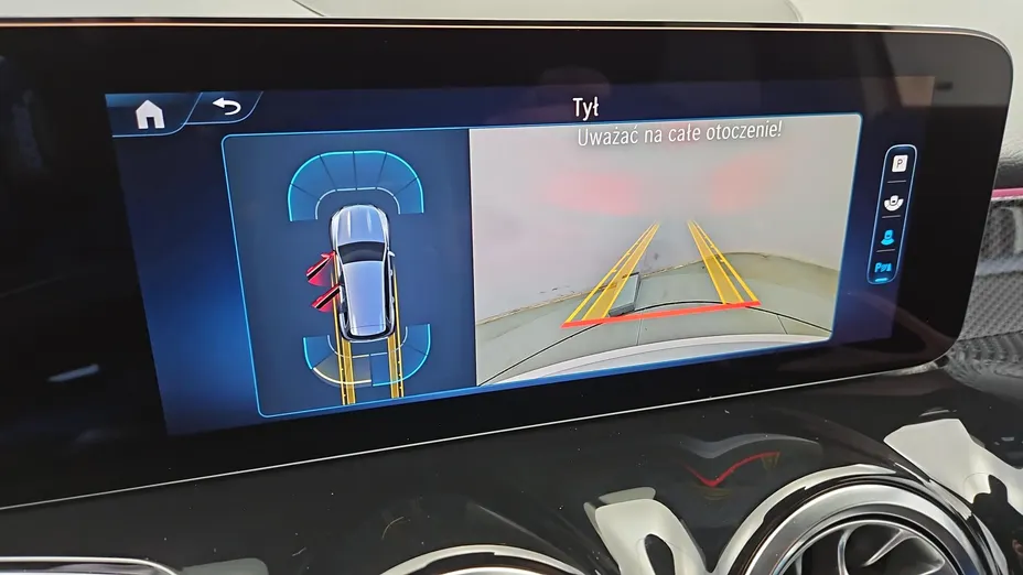 MERCEDES-BENZ GLB GLB 200 d AMG Line 8G-DCT