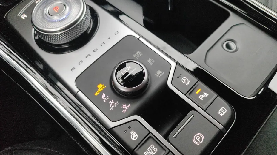 KIA Sorento Sorento 1.6 T-GDI HEV Prestige Line aut 6os.