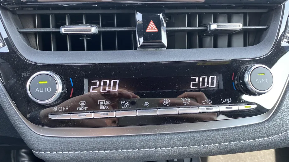 SUZUKI Swace Swace 1.8 Hybrid Elegance CVT Nowy