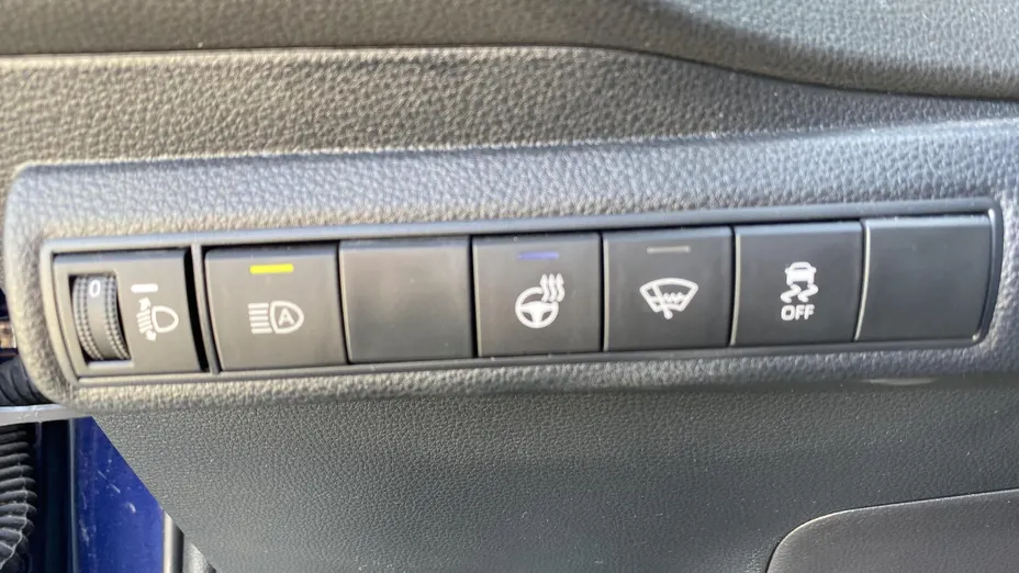 SUZUKI Swace Swace 1.8 Hybrid Elegance CVT