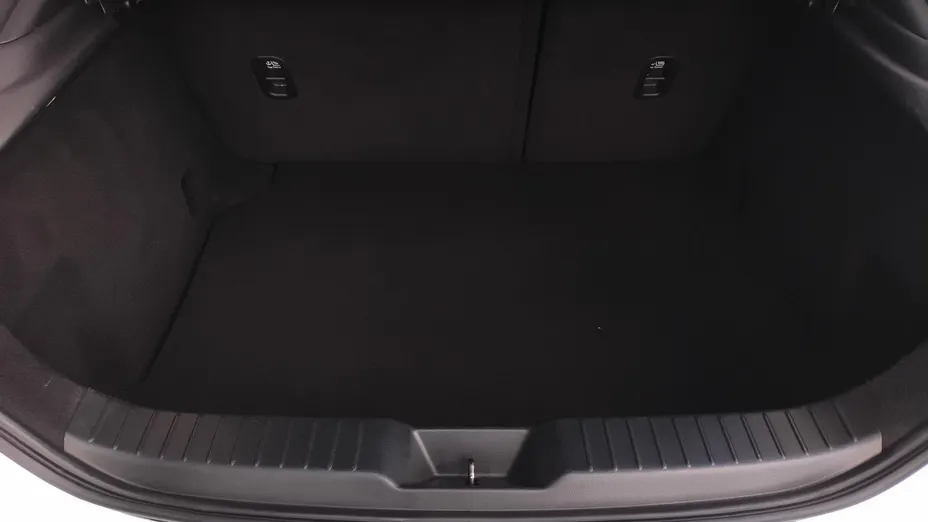 MAZDA 3 3 2.0 mHEV Kanjo