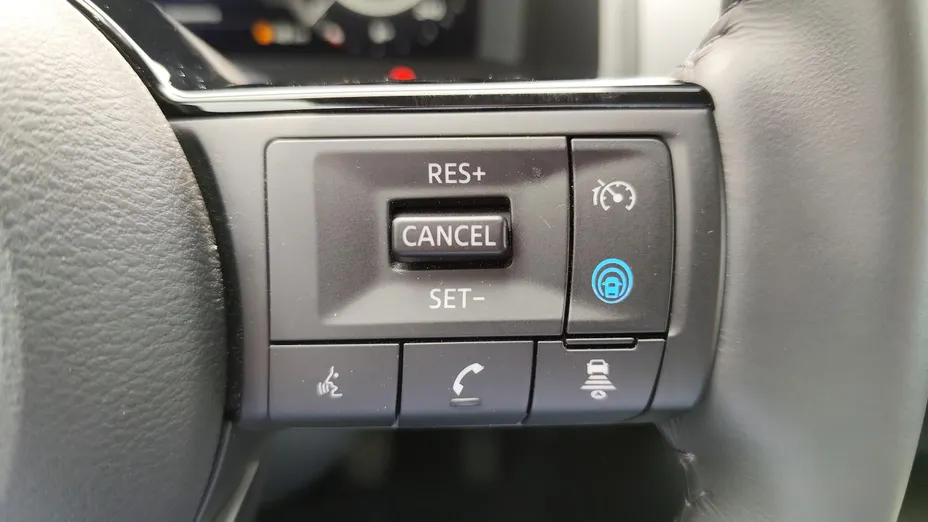 NISSAN Qashqai Qashqai 1.3 DIG-T mHEV N-Connecta