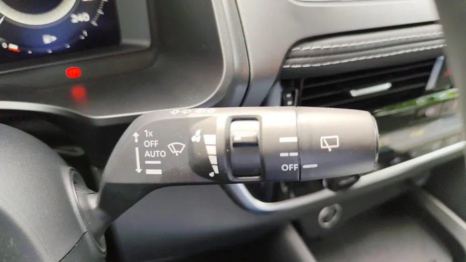 NISSAN Qashqai Qashqai 1.3 DIG-T mHEV N-Connecta