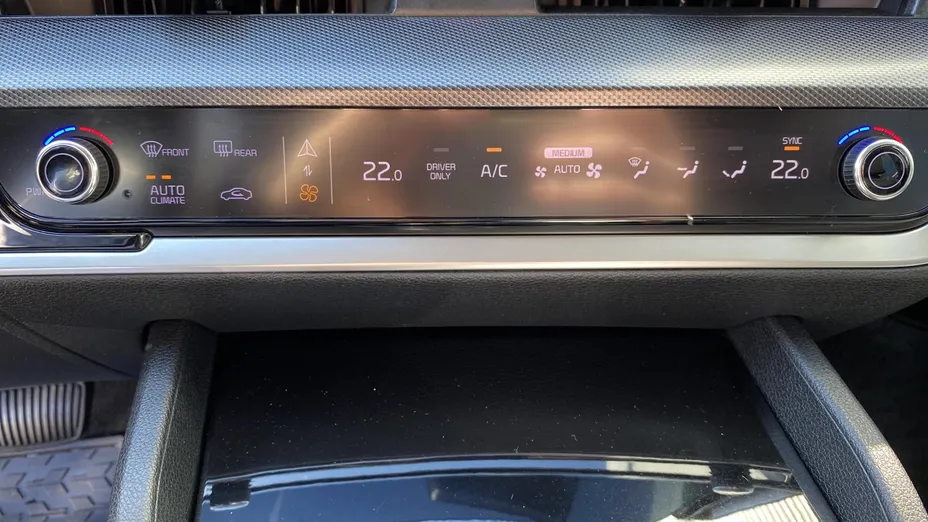 KIA Sportage Sportage 1.6 T-GDI HEV Business Line 2WD aut