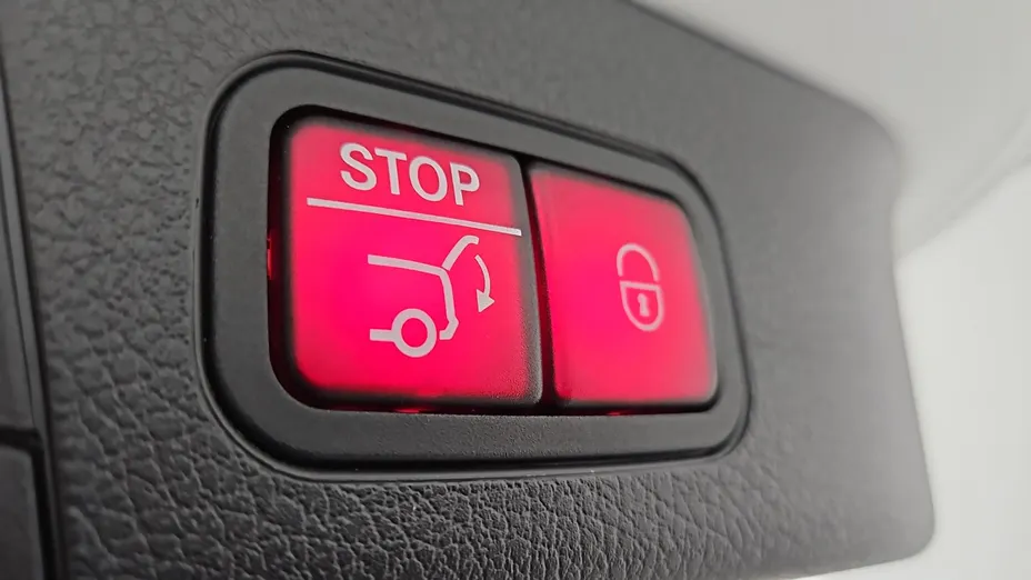 MERCEDES-BENZ GLB GLB 200 d AMG Line 8G-DCT