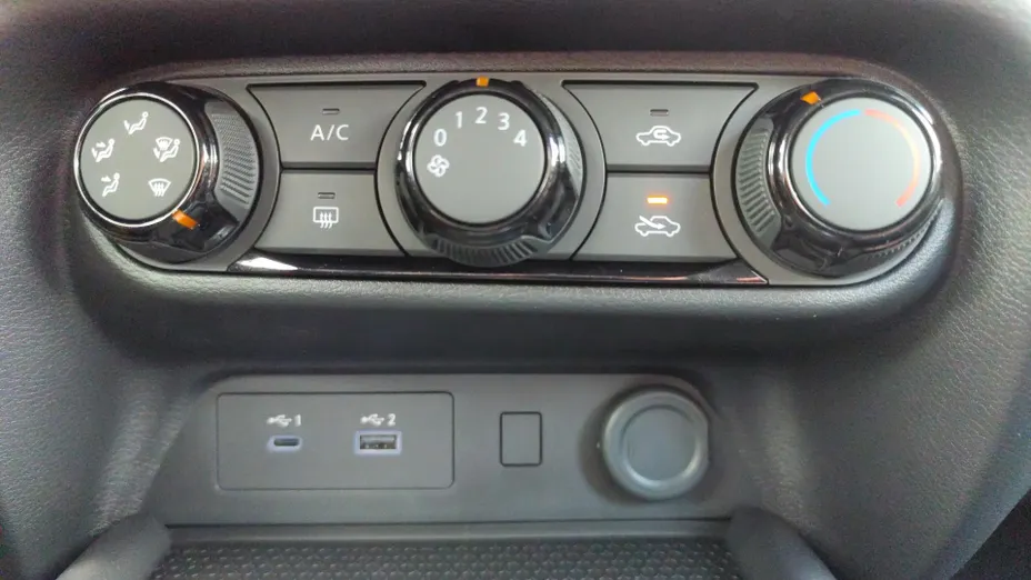 NISSAN Juke Juke 1.0 DIG-T Acenta DCT Nowy