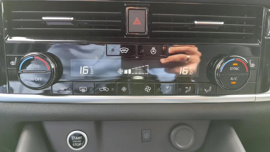 NISSAN Qashqai Qashqai 1.3 DIG-T mHEV N-Connecta