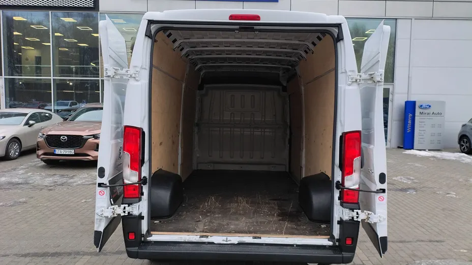 PEUGEOT Boxer Boxer 335 BlueHDi L3H2