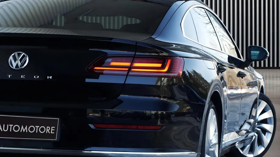 VOLKSWAGEN Arteon Arteon 2.0 TSI Elegance DSG