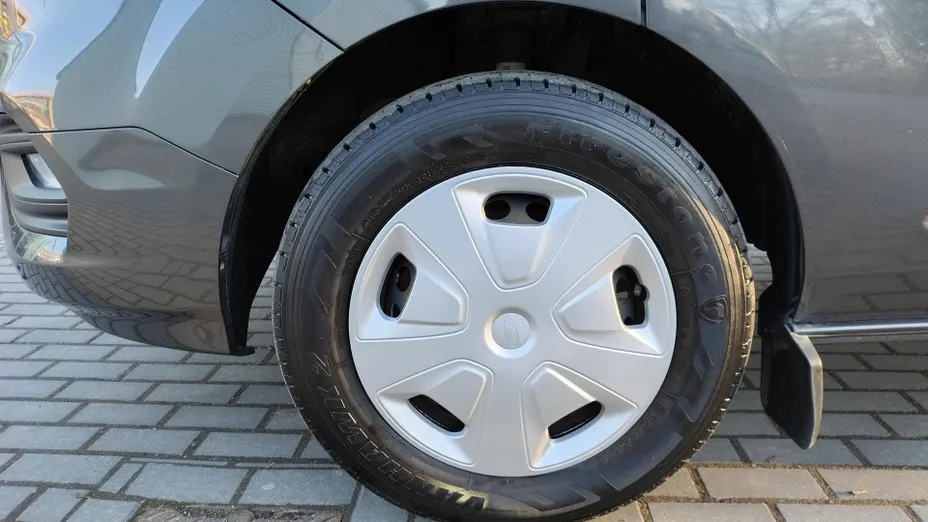 FORD Transit Custom Transit Custom Kombi 320 L2H1 Trend