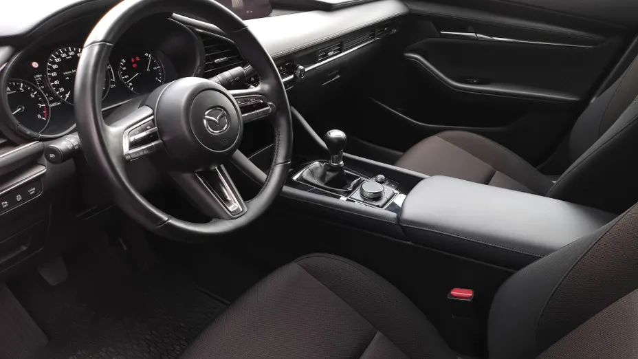 MAZDA 3 3 2.0 mHEV Kanjo