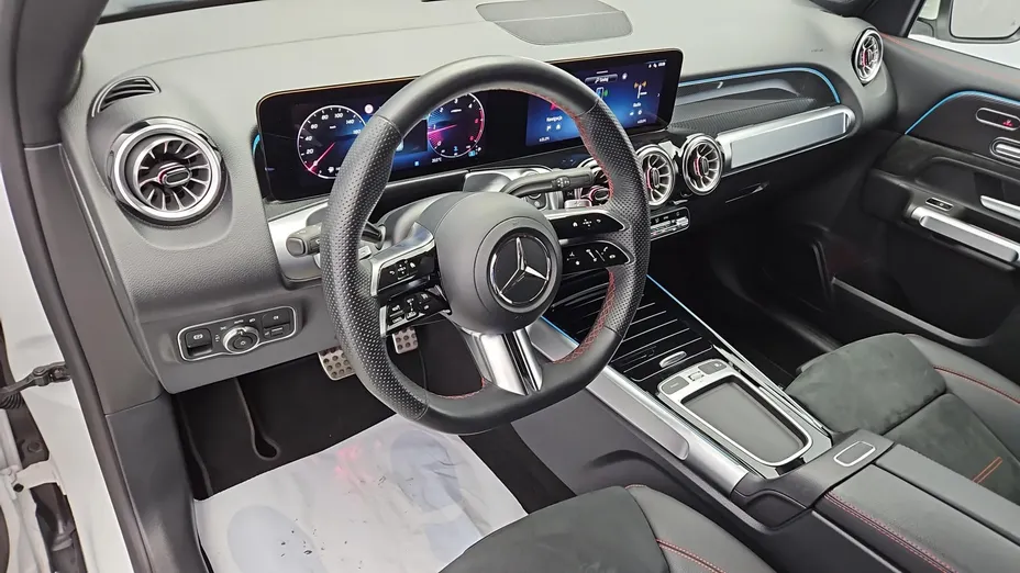 MERCEDES-BENZ GLB GLB 200 d AMG Line 8G-DCT