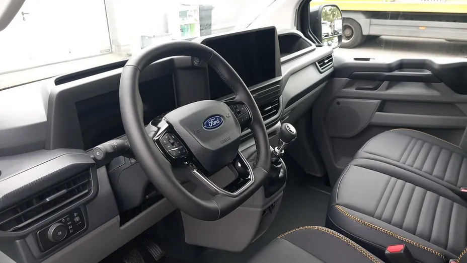 FORD Transit Custom Transit Custom 2.0 EcoBlue 320 L1H1 Trail Nowy