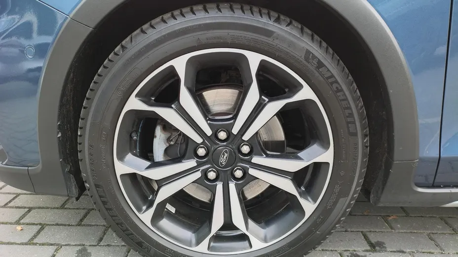 FORD Focus Focus 2.0 EcoBlue Active aut