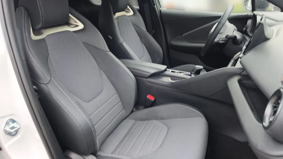 TOYOTA C-HR C-HR 2.0 PHEV Dynamic Force Executive