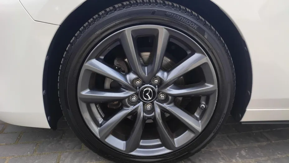 MAZDA 3 3 2.0 mHEV Kanjo