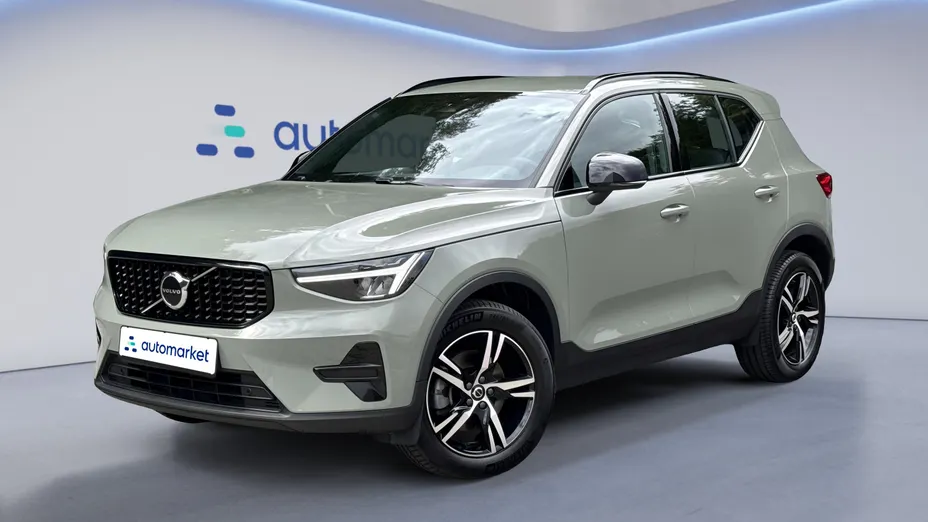 VOLVO XC40 XC40 B4 Plus Dark aut