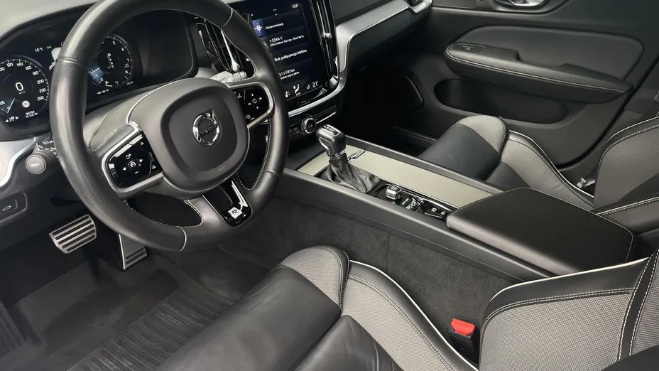 VOLVO V60 V60 T5 R-Design aut