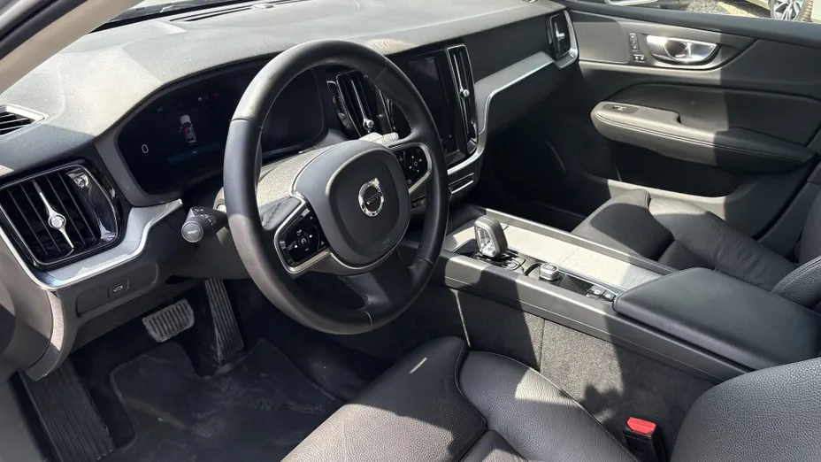 VOLVO V60 V60 B3 B Plus Bright aut