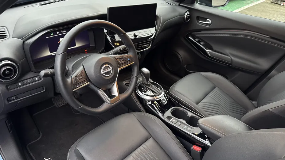 NISSAN Juke Juke 1.6 Hybrid Tekna AMT