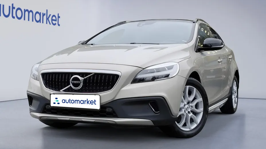 VOLVO V40 Cross Country V40 CC T3 Drive-E Summum aut