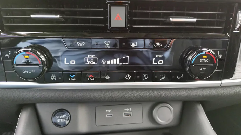 NISSAN X-Trail X-Trail 1.5 VC-T e-POWER Tekna e-4ORCE Nowy